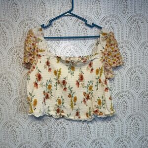 Torrid Smocked‎ Floral Square Neck Flutter Sleeve Crop Top Womens Size 4 nwot
